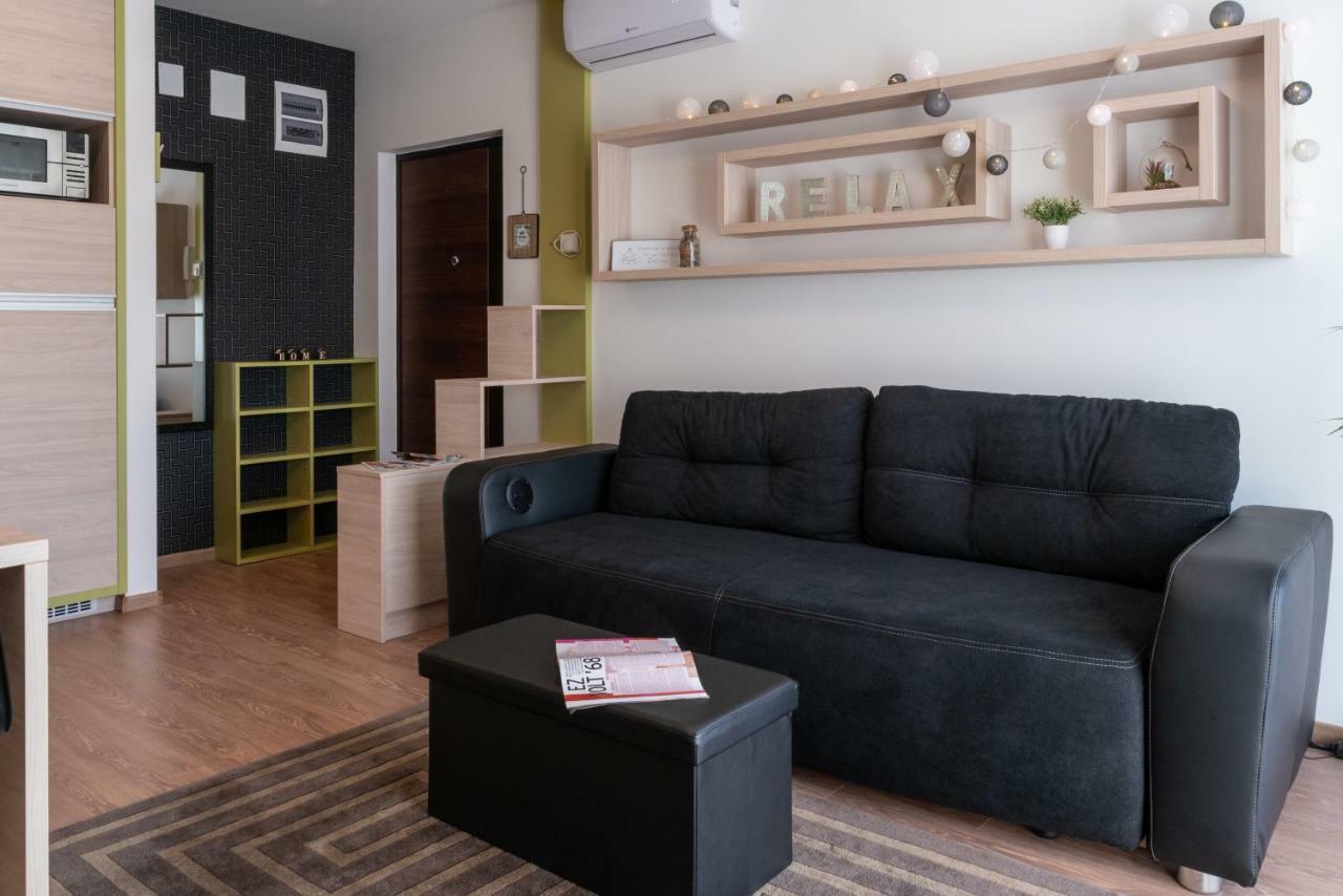 Defne Apartman Debrecen Exterior photo